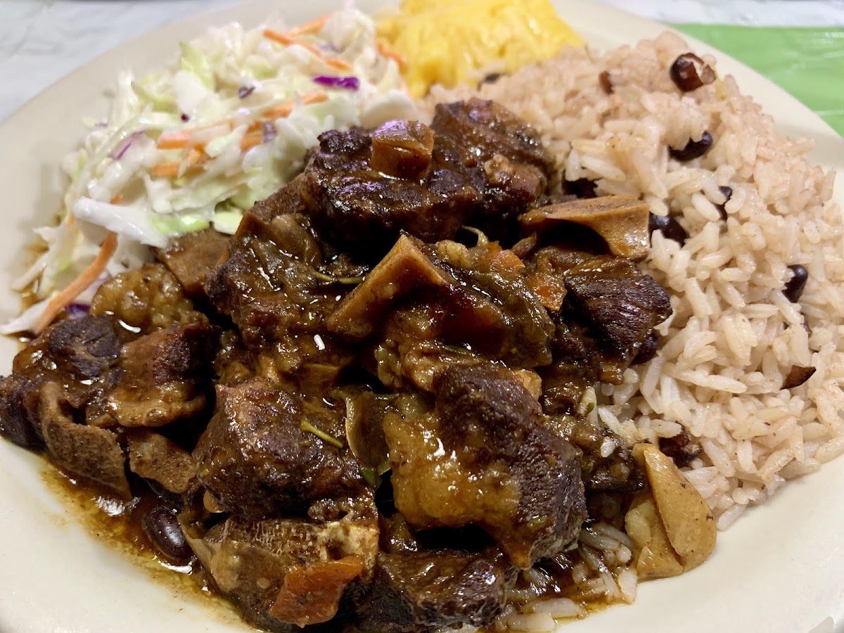 Mango Tree Bar & Restaurant Photos 2